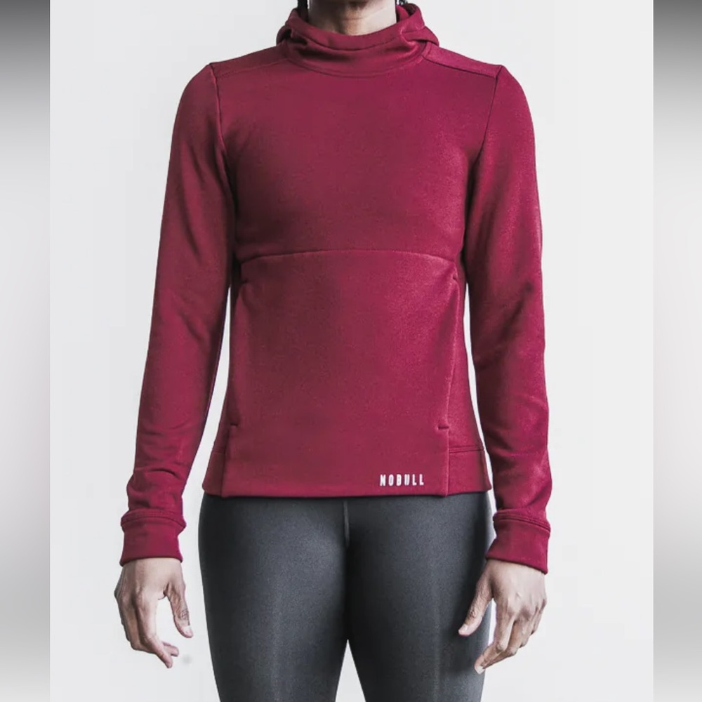 WOMEN'S PERFORMANCE PULLOVER HOODIE